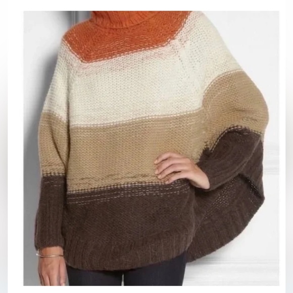 Alpaca wool blend Michael Kors poncho. Fall poncho. - Picture 14 of 16